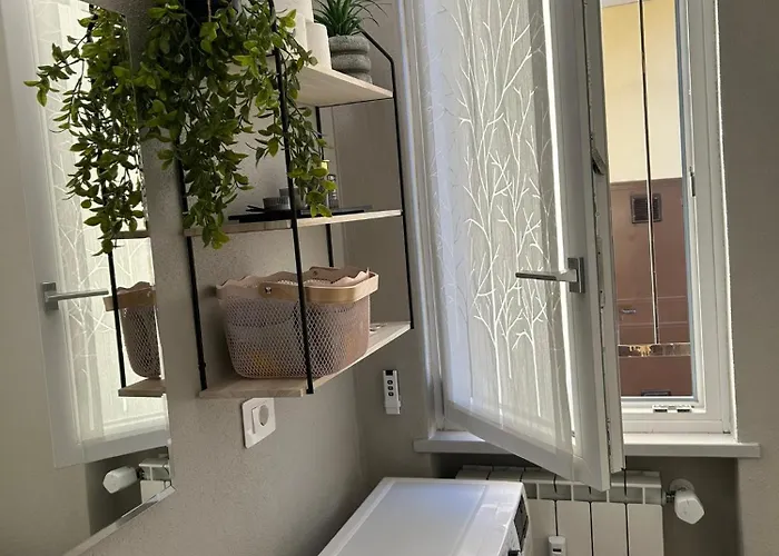 Dei Sogni Moderno Vicino Ospedale E Centro * نوفارا