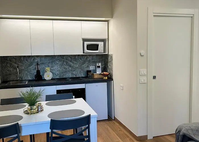 Dei Sogni Moderno Vicino Ospedale E Centro * ノヴァーラ